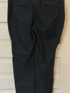 Women’s Mountain Hardwear Pants